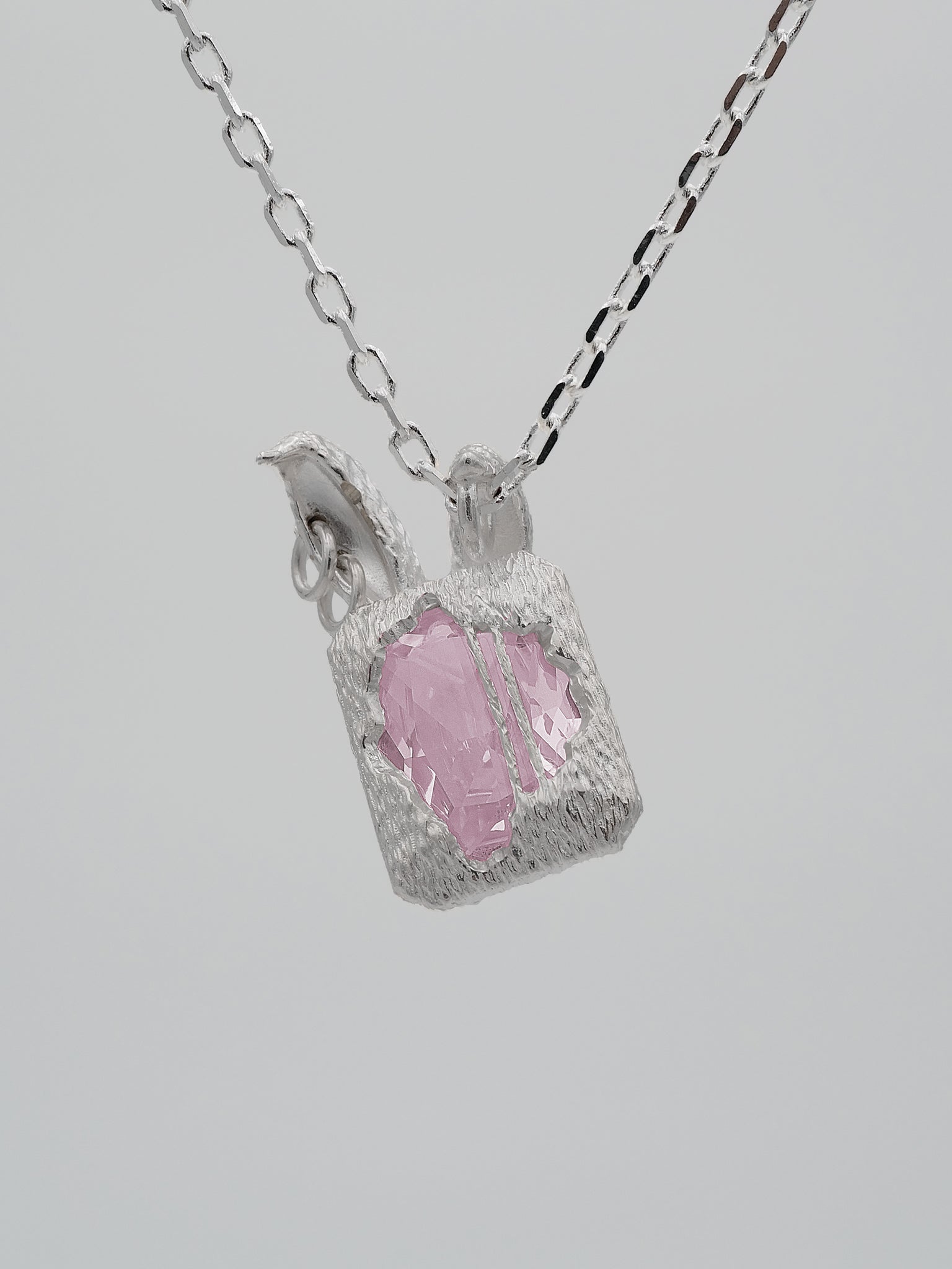 SILVER METAL ZONG NECKLACE - WILD HARE EDITION (PINK STONE)
