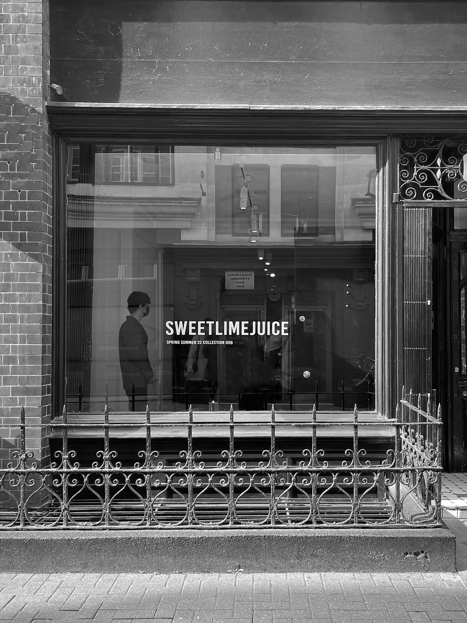 SLJ London Sweet Lime Juice Londonブレスレット SLJ London Sweet Lime Juice Londonブレスレット 【公式通販】