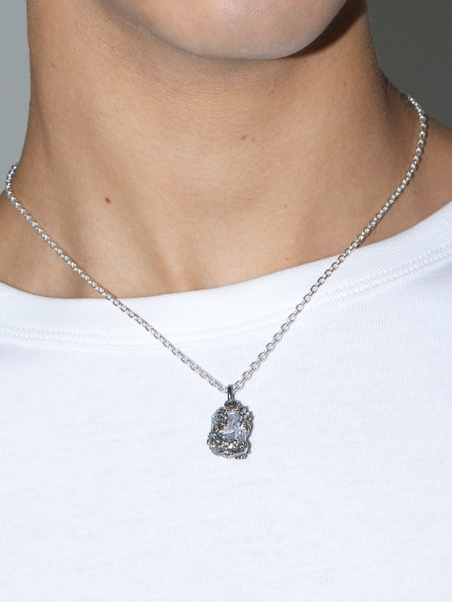 SILVER BURGEON METAL ZONG NECKLACE – SWEETLIMEJUICE