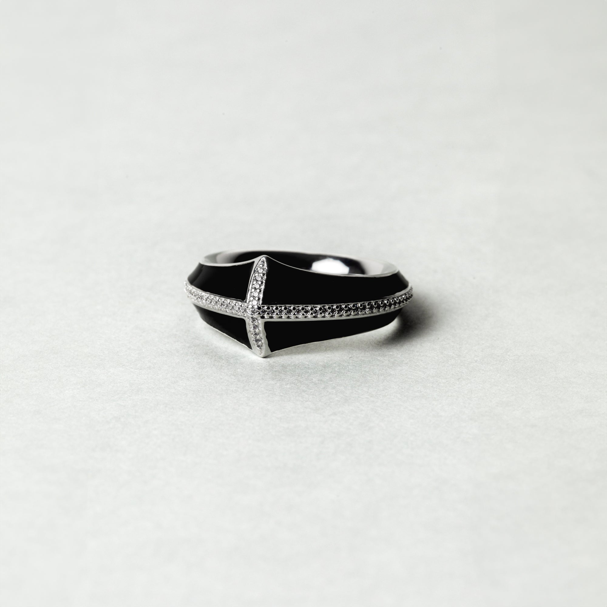 SILVER BLACK ENAMEL PAVÉ EDGE VERTEX RING